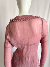 Load image into Gallery viewer, Vintage Y2K Pleated Pink Long-sleeve Top