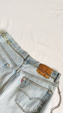 Load image into Gallery viewer, Vintage Clear Chain Link Belt
