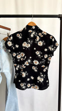 Load image into Gallery viewer, Vintage 90s Rampage Daisy Print Button-Down Blouse
