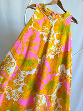 Load image into Gallery viewer, Vintage 60s psychedelic Kuulei muumuu dress
